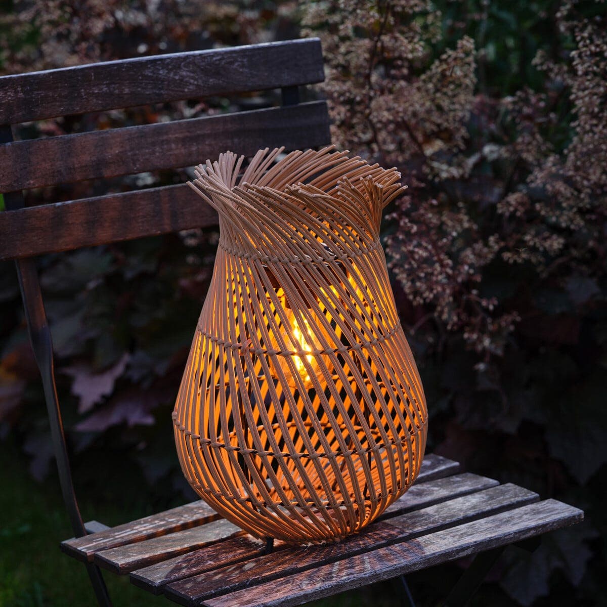 Stående solcellelykt kunstrotting, 36 cm