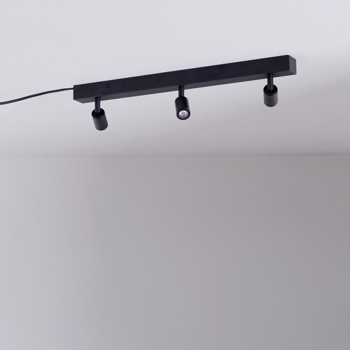 Northlight Leon taklampe med 3 spotlighter, 45 cm