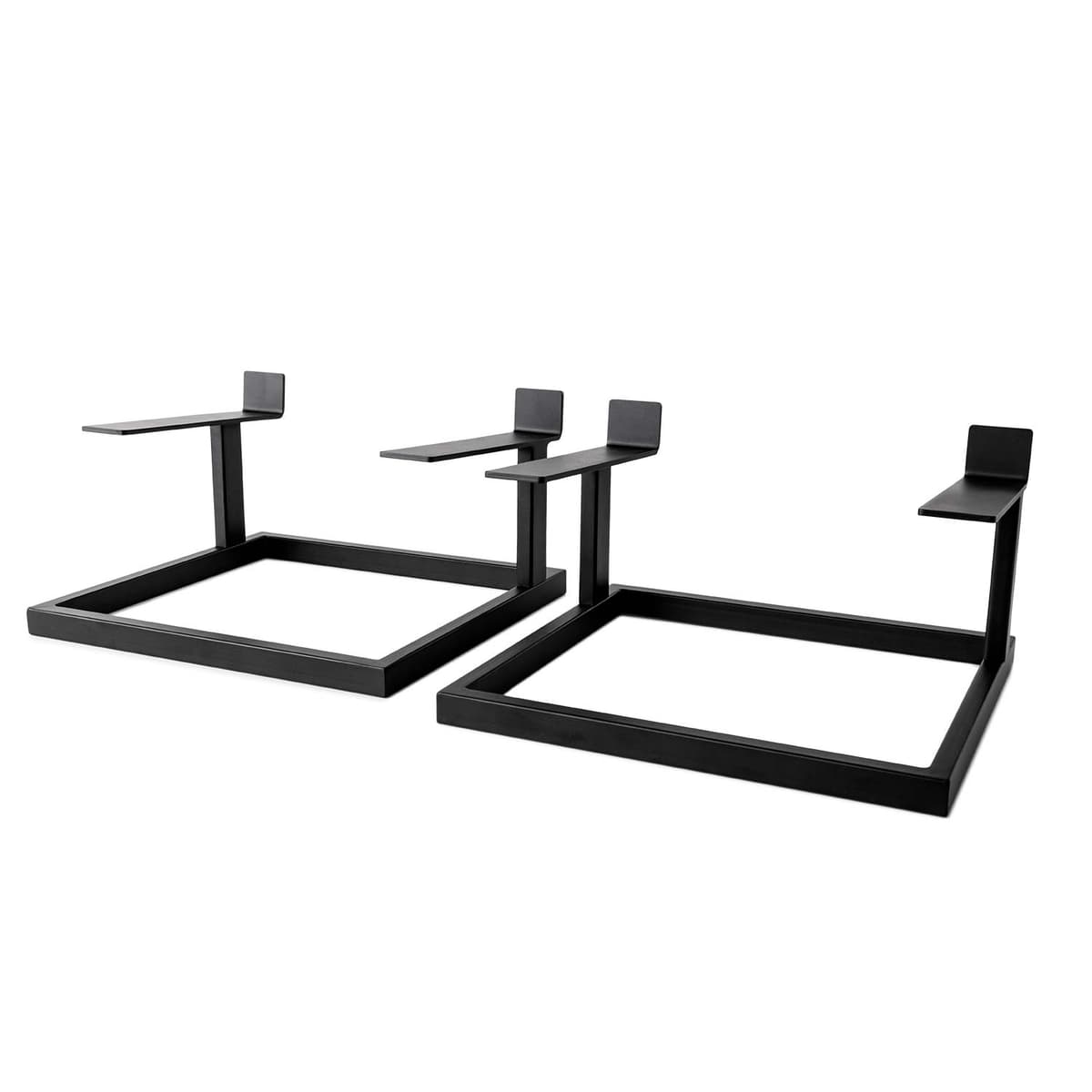 V15C Stand
