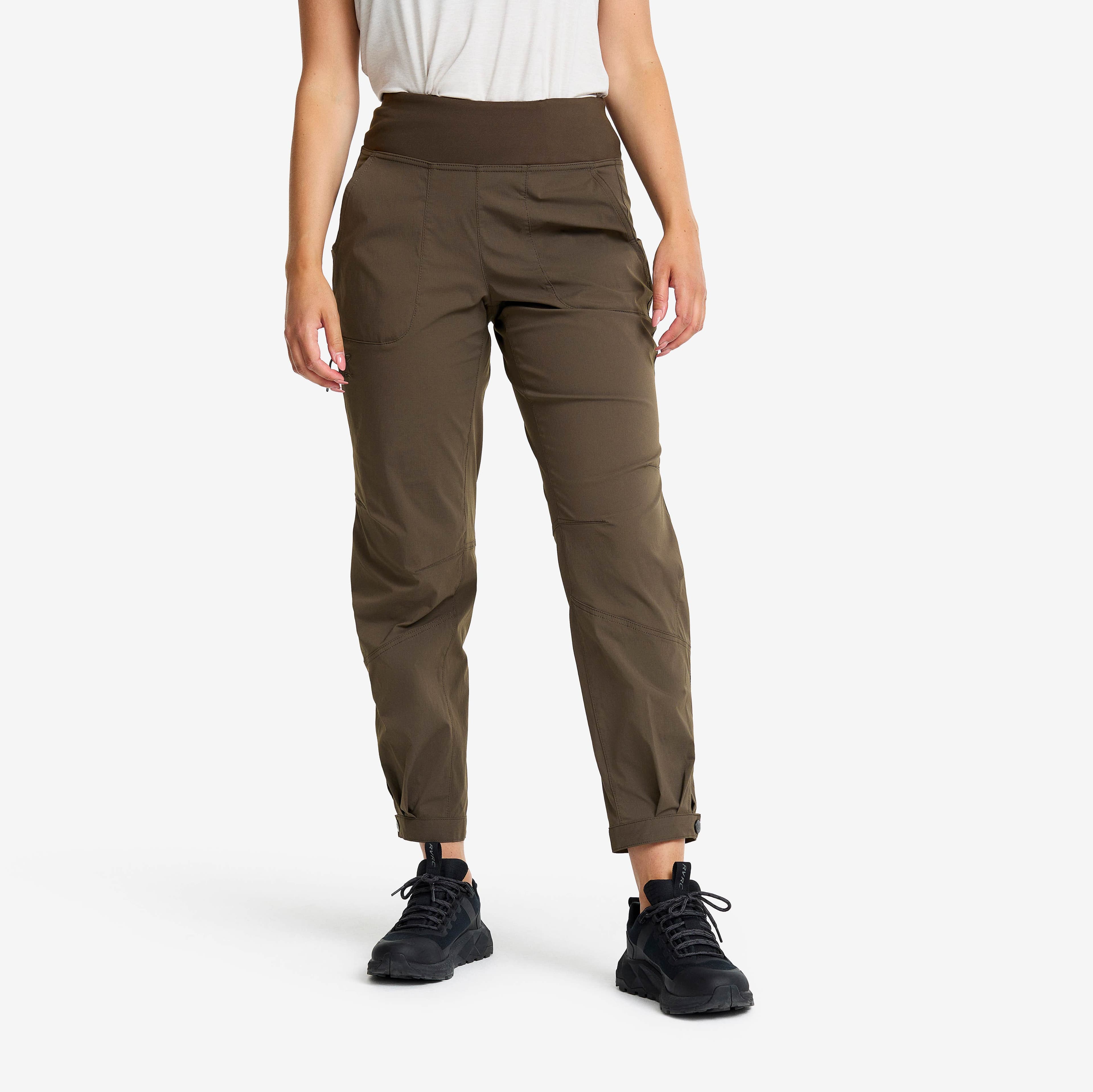 Breezy Curved Ankle Stretch Pants