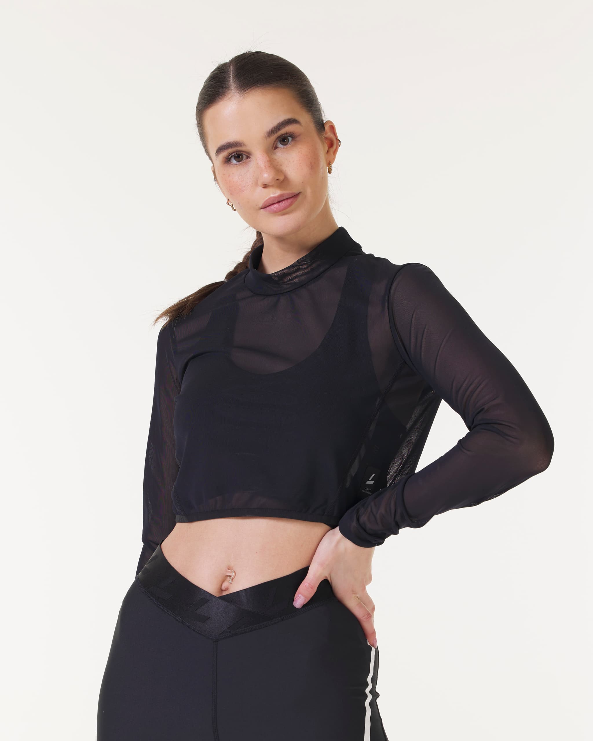 LEVITY Reform Mesh LS Black