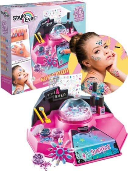 Style 4 Ever Glitter Nail and Tattoos Salon - lag glitrende neglekunst og tatoveringer