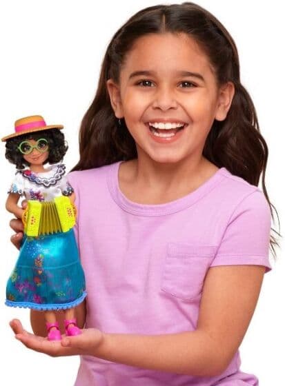 Disney Princess Encanto musikalsk dukke - Mirabel som synger og spiller trekkspill - 28 cm høy