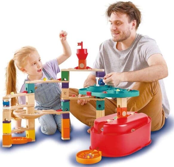 Hape Quadrilla Stack Track Bucket Set - bøtte med kulebane i tre - 90 deler