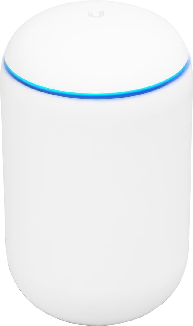 Ubiquiti Dream Machine alt-i-en router