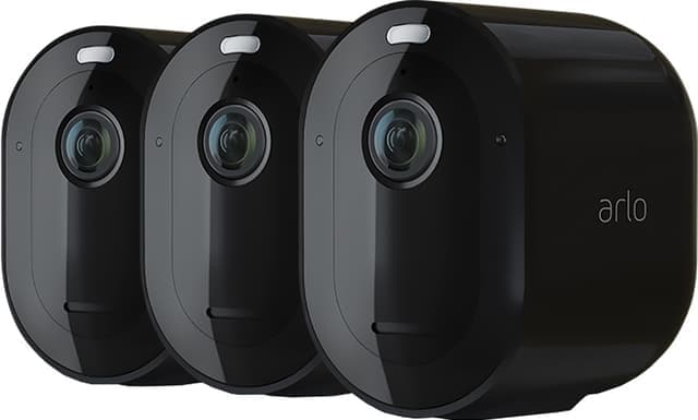 Arlo Pro 4 trådløst 2K QHD kamera 3-pakning (sort)
