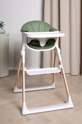 Beemoo CARE Harmony Matstol Inkl. Stolpute, White/Wood/Green