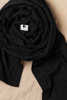 Bæresjal Solid Black